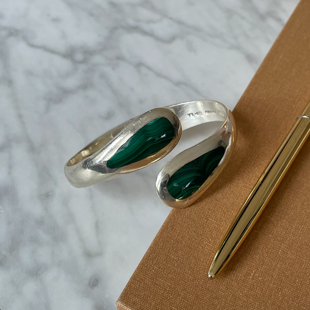 Hinged Silver Bangle with Malachite Inlay