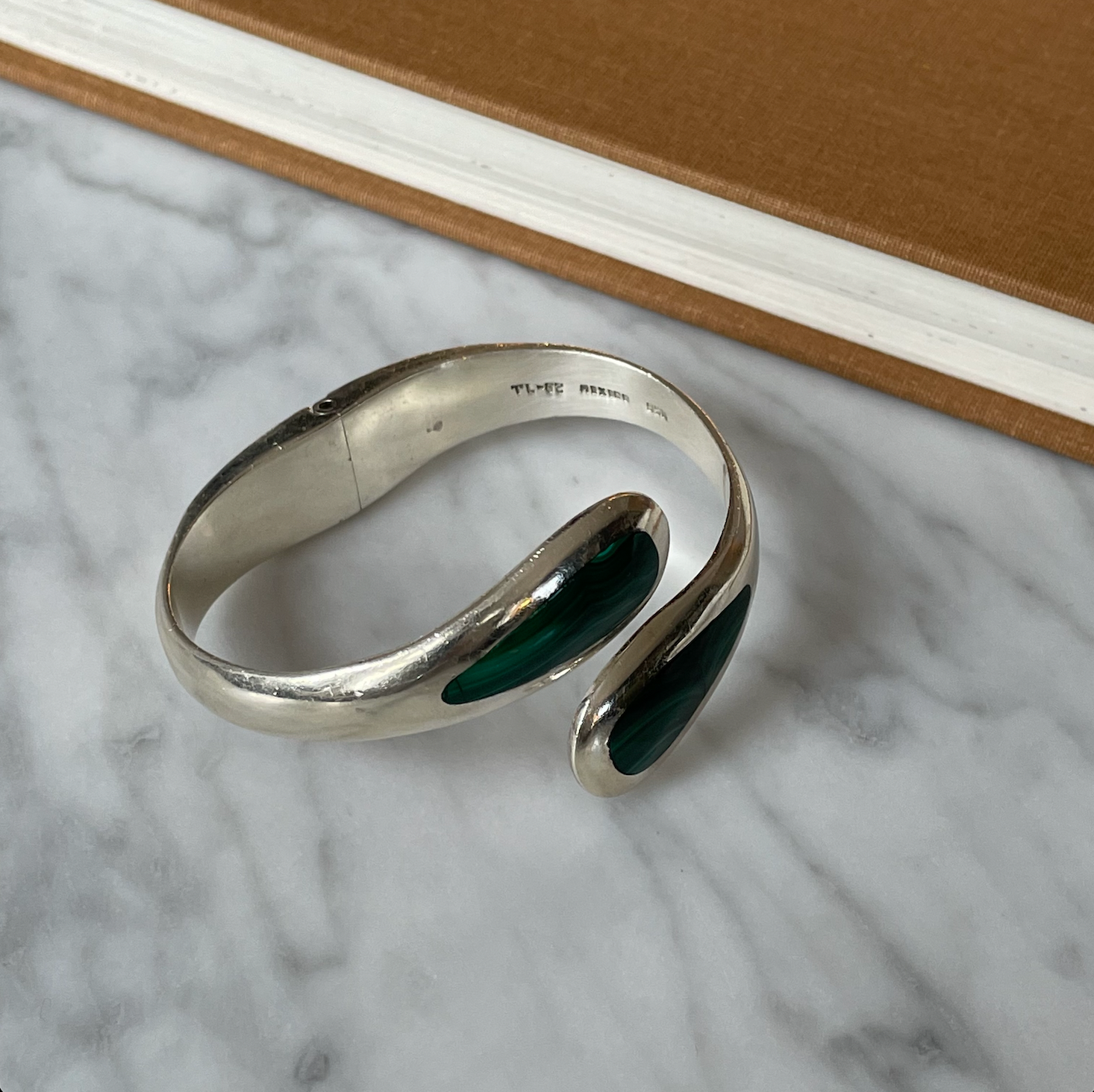 Hinged Silver Bangle with Malachite Inlay